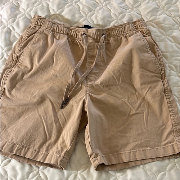 GAP Pants - GAP Beige Athletic Drawstring Shorts